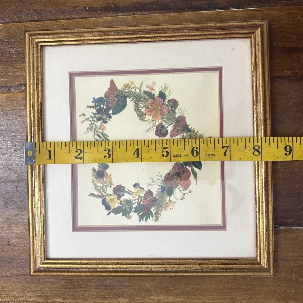 Vtg Wall Art Heart Wreath of Pressed Flowers Framed Granny CottageCore Romantic